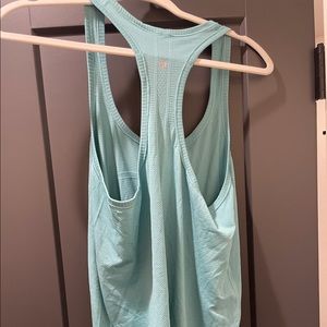 Lululemon tank top size 6